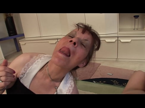 ❤️ Две баби и еден дедо имаат тројка ❌ Секс видео кај нас mk.tuberxxx.ru ❌️